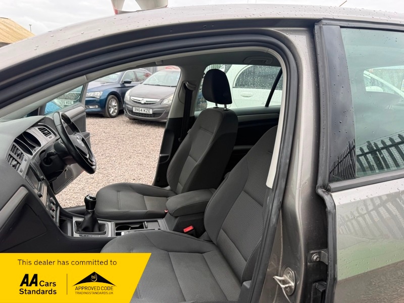 Used Volkswagen Golf 2015 for sale - 78097642: Photo 20