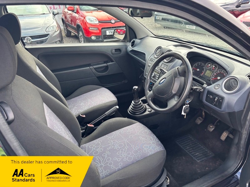 Used Ford Fiesta 2008 for sale - 76106392: Photo 2