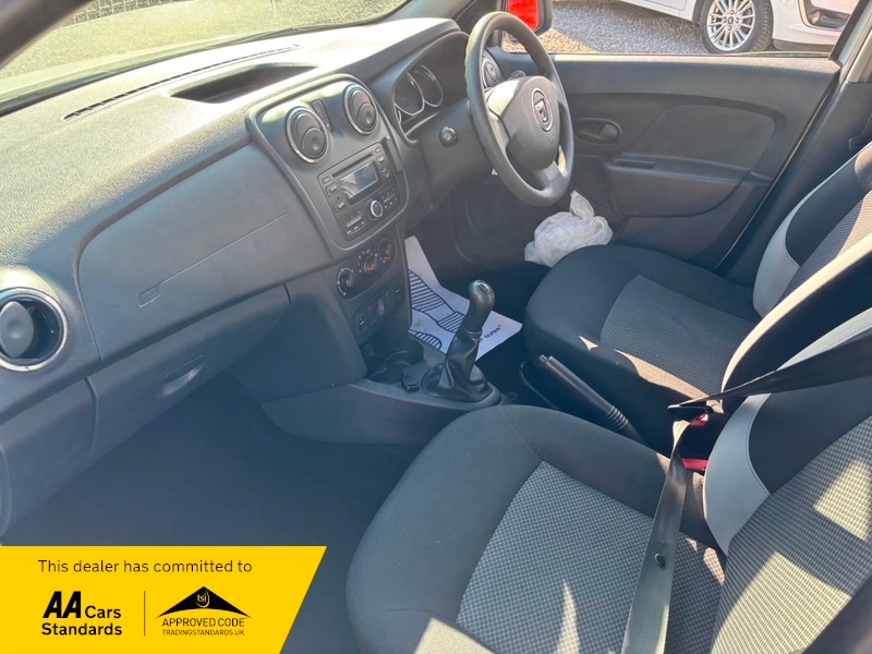 Used Dacia Sandero 2016 for sale - 76057179: Photo 14