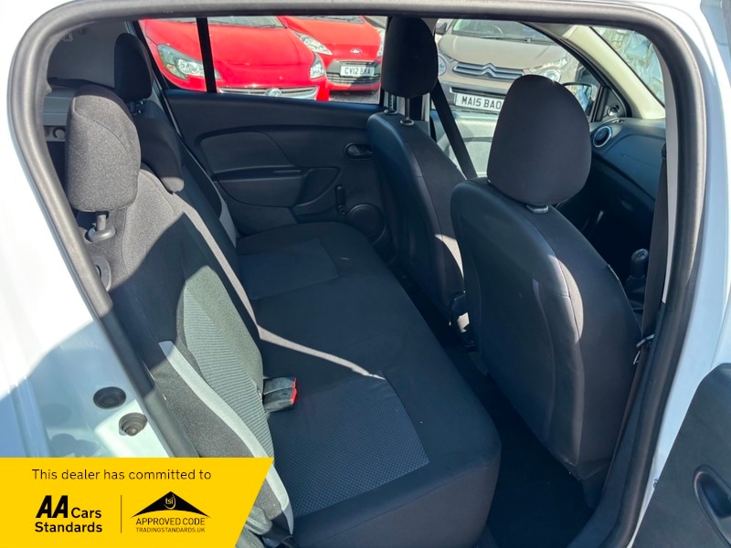 Used Dacia Sandero 2016 for sale - 76057179: Photo 17