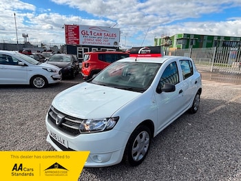 Used Dacia Sandero 2016 for sale - 76057179: Photo
