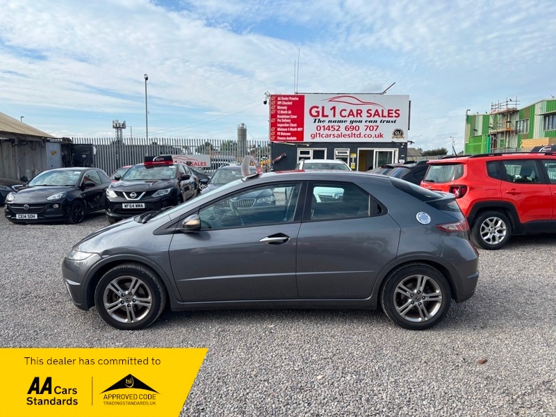 Used Honda Civic 2011 for sale - 76570750: Photo 5