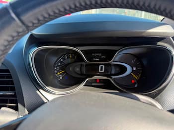 Used Renault Captur 2015 for sale - 79749891: Photo