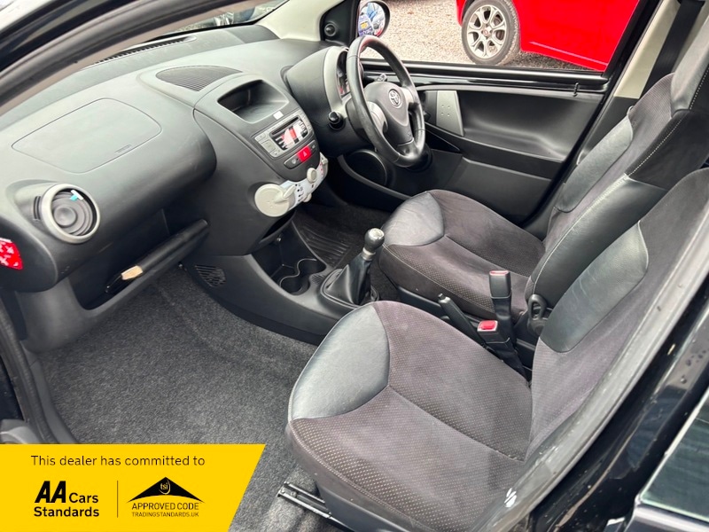 Used Toyota AYGO 2013 for sale - 77622140: Photo 13