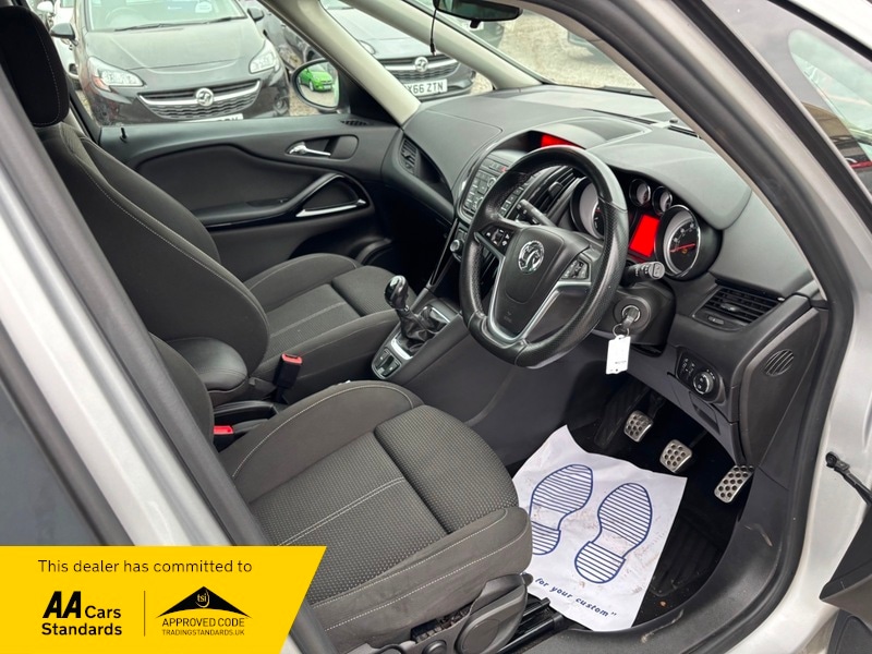Used Vauxhall Zafira 2014 for sale - 76304522: Photo 2