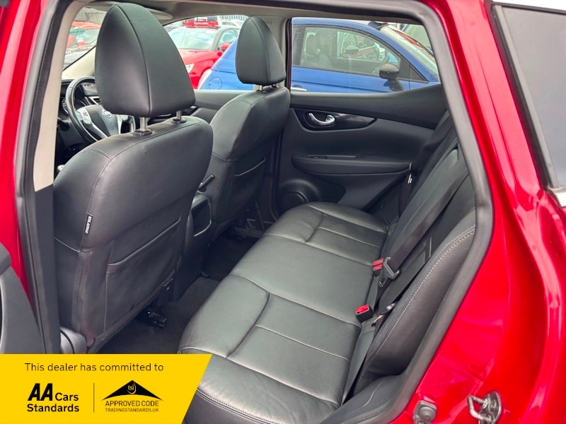 Used Nissan Qashqai 2015 for sale - 76686868: Photo 18