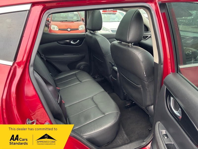 Used Nissan Qashqai 2015 for sale - 76686868: Photo 19