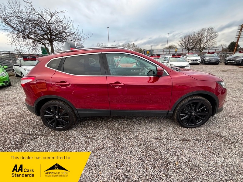 Used Nissan Qashqai 2015 for sale - 76686868: Photo 8