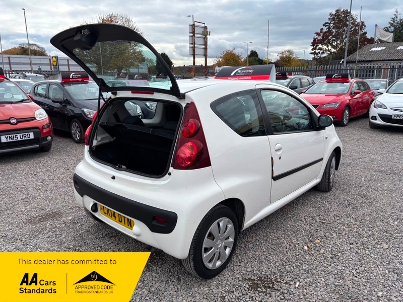Used Peugeot 107 2014 for sale - 76346128: Photo 6