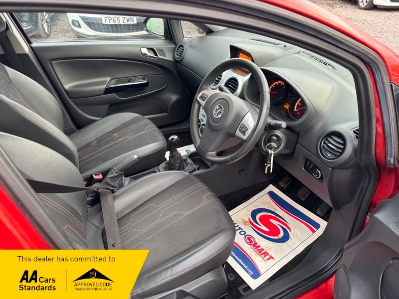 Used Vauxhall Corsa 2012 for sale - 77201009: Photo 2