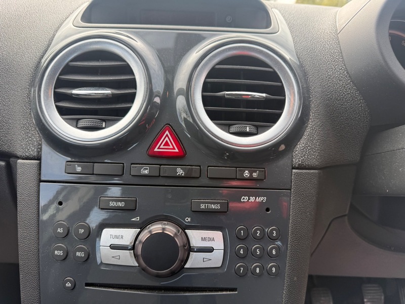 Used Vauxhall Corsa 2012 for sale - 77880714: Photo 5