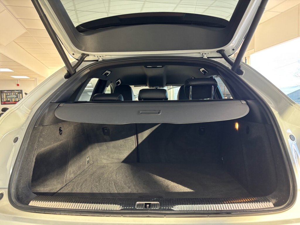 Used Audi Q3 2017 for sale - 77089345: Photo 40