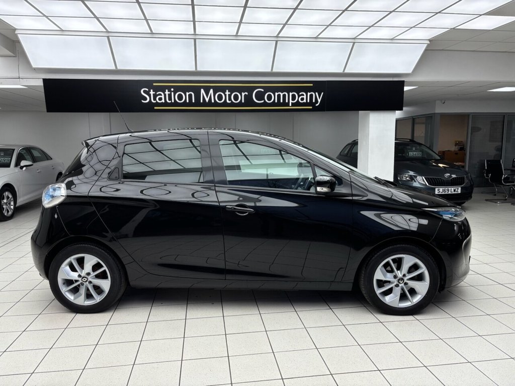 Used Renault Zoe 2019 for sale - 77642880: Photo 16