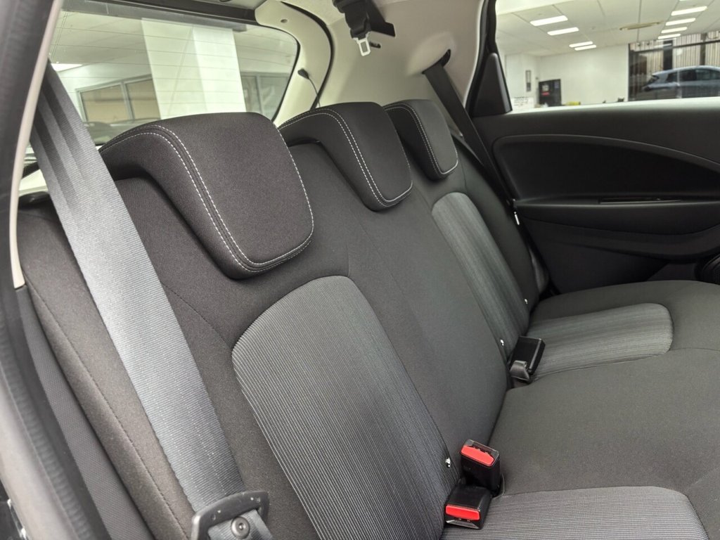 Used Renault Zoe 2019 for sale - 77642880: Photo 44