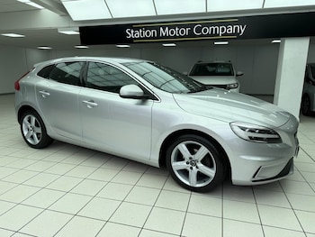 Used Volvo V40 2017 for sale - 78256826: Photo