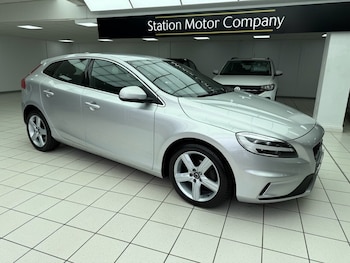 Used Volvo V40 2017 for sale - 78256826: Photo