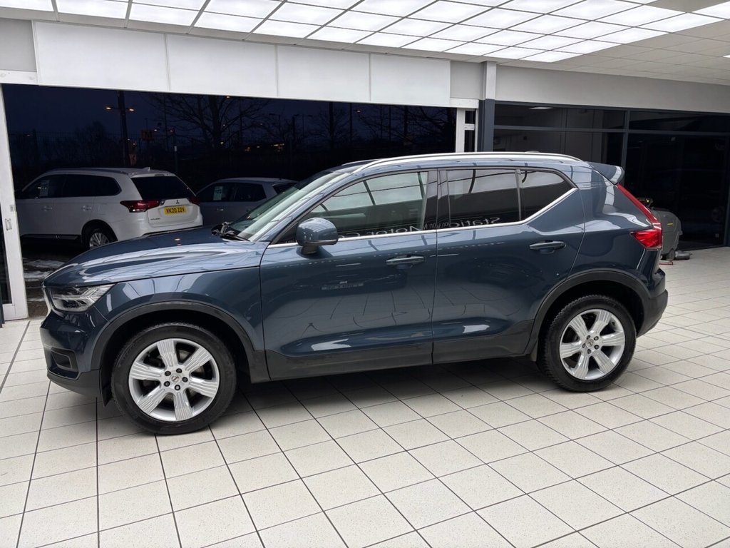 Used Volvo XC40 2019 for sale - 77121882: Photo 2