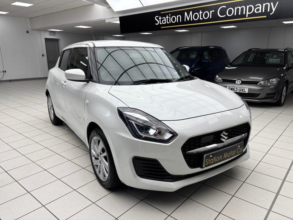 Used Suzuki Swift 2023 for sale - 76730197: Photo 4