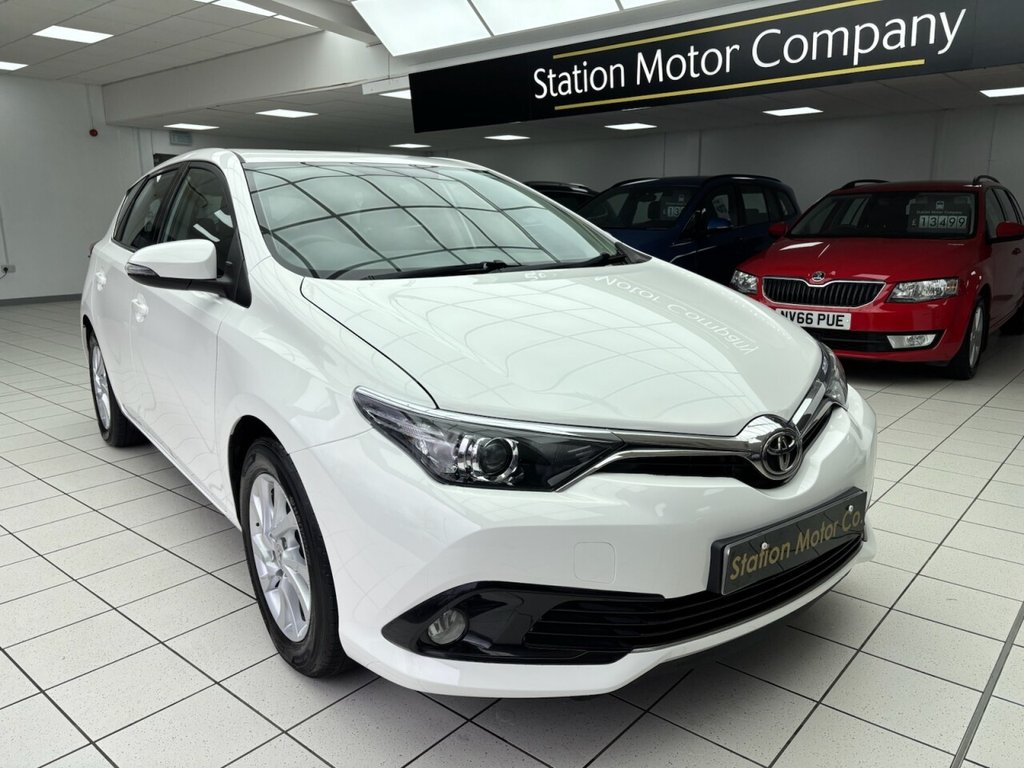 Used Toyota Auris 2016 for sale - 77534547: Photo 2