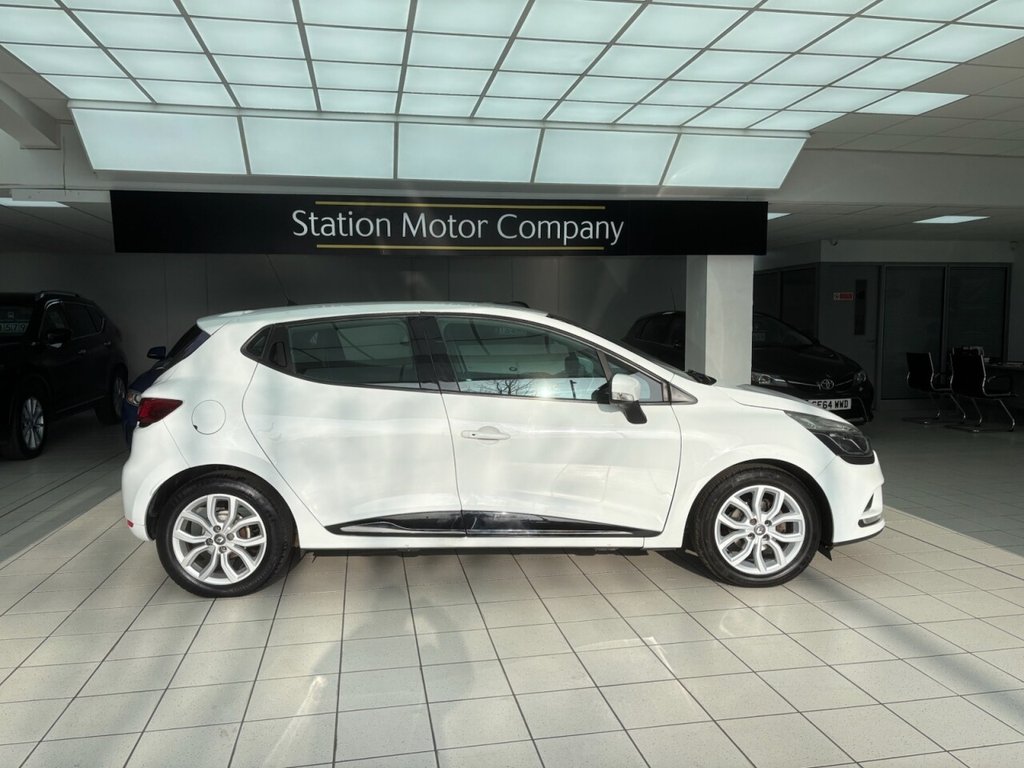 Used Renault Clio 2017 for sale - 77765035: Photo 14