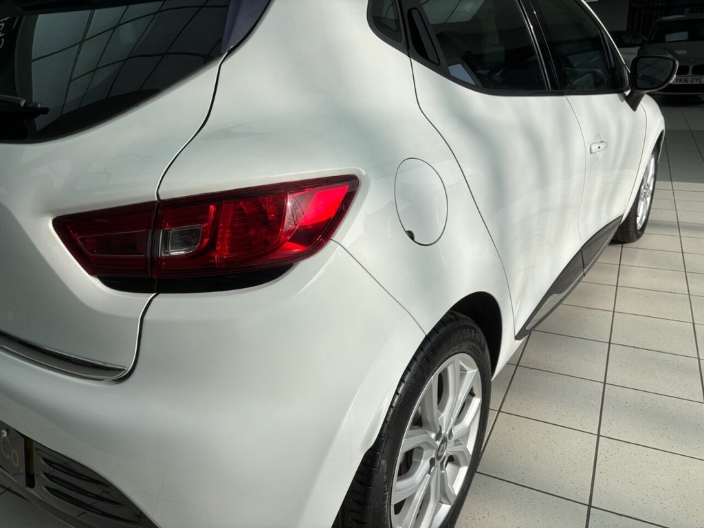 Used Renault Clio 2017 for sale - 77765035: Photo 18