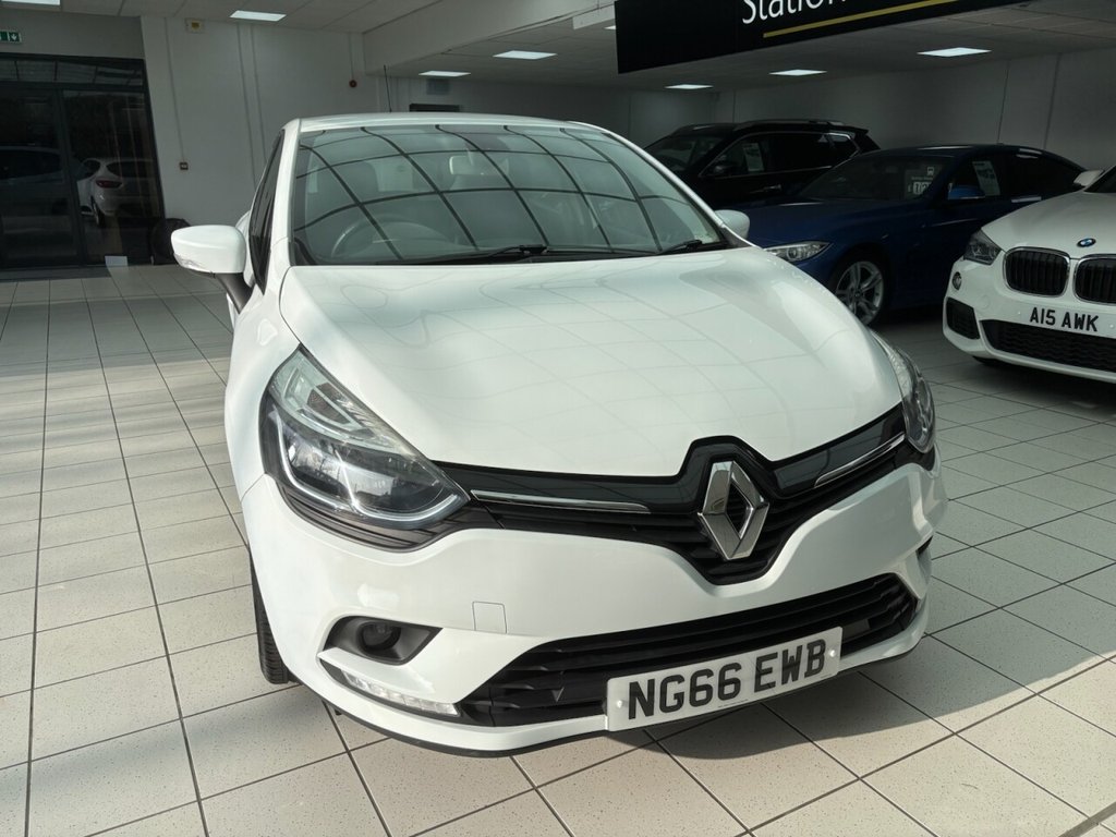 Used Renault Clio 2017 for sale - 77765035: Photo 2