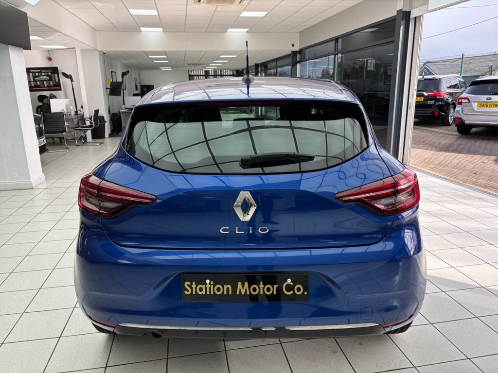 Used Renault Clio 2020 for sale - 77680541: Photo 11