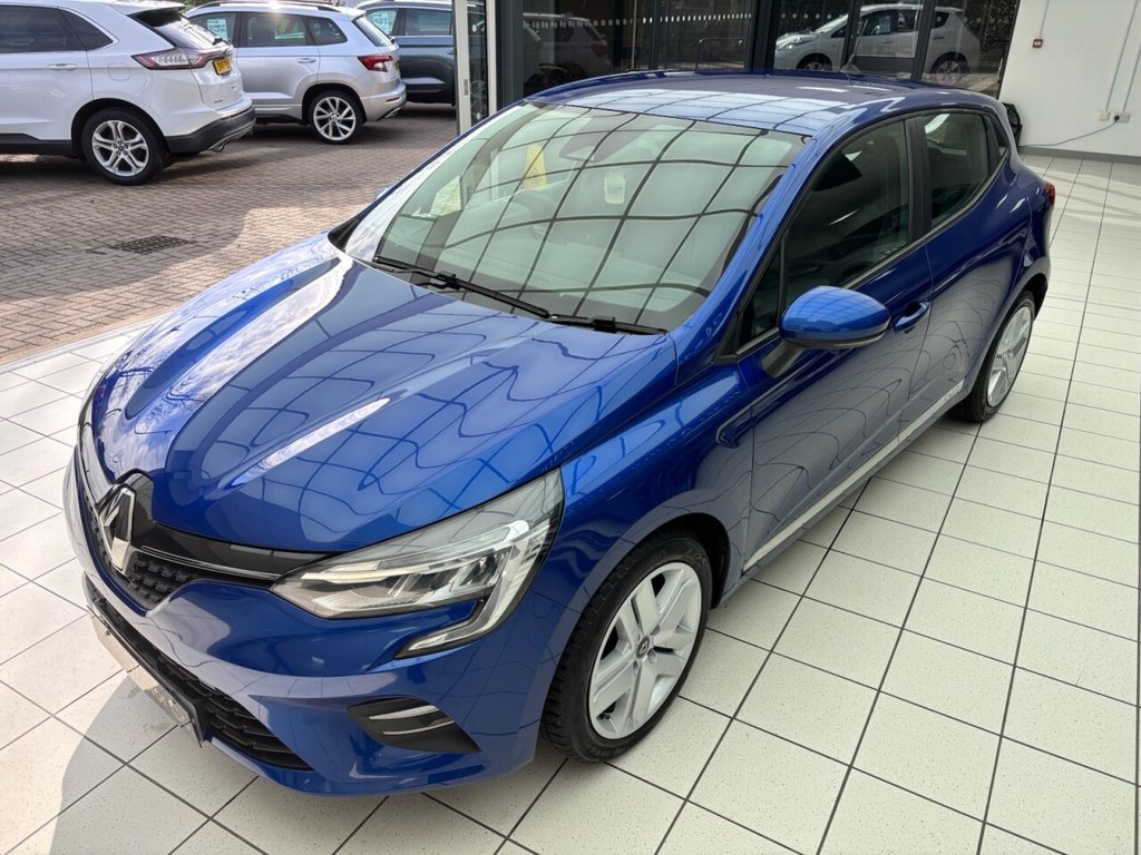 Used Renault Clio 2020 for sale - 77680541: Photo 25