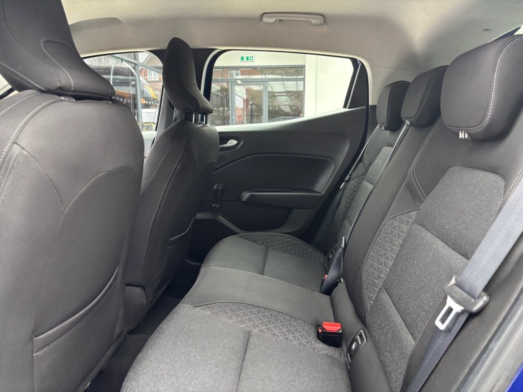 Used Renault Clio 2020 for sale - 77680541: Photo 35