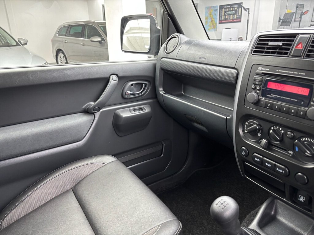 Used Suzuki Jimny 2014 for sale - 77014375: Photo 26