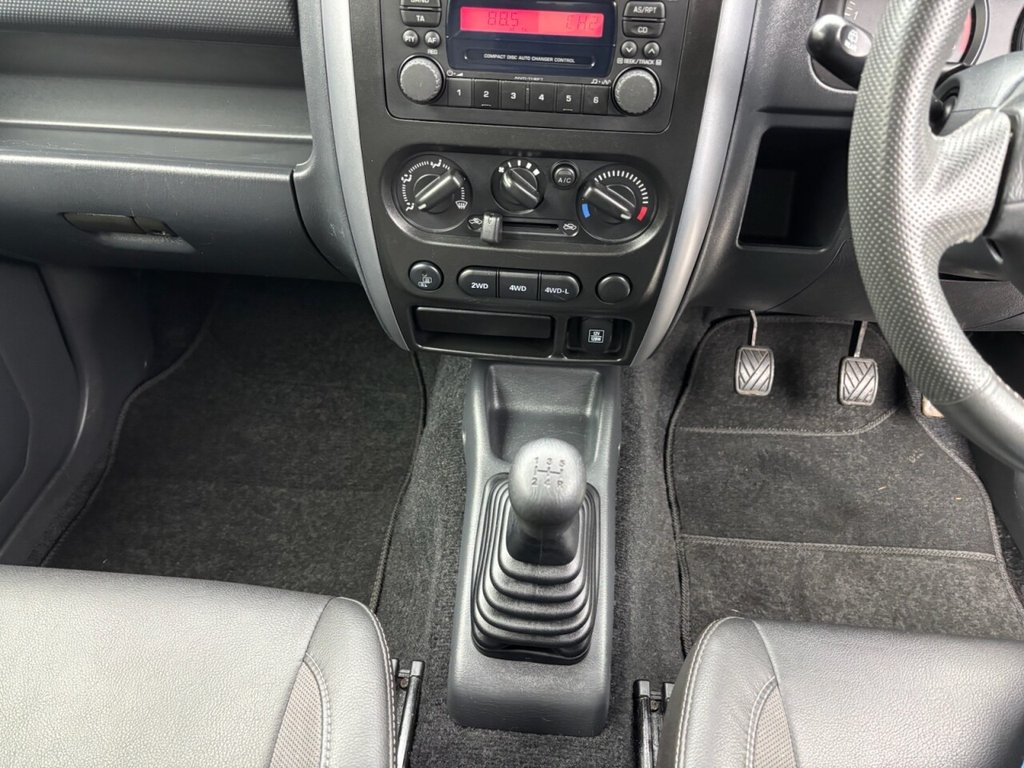 Used Suzuki Jimny 2014 for sale - 77014375: Photo 28