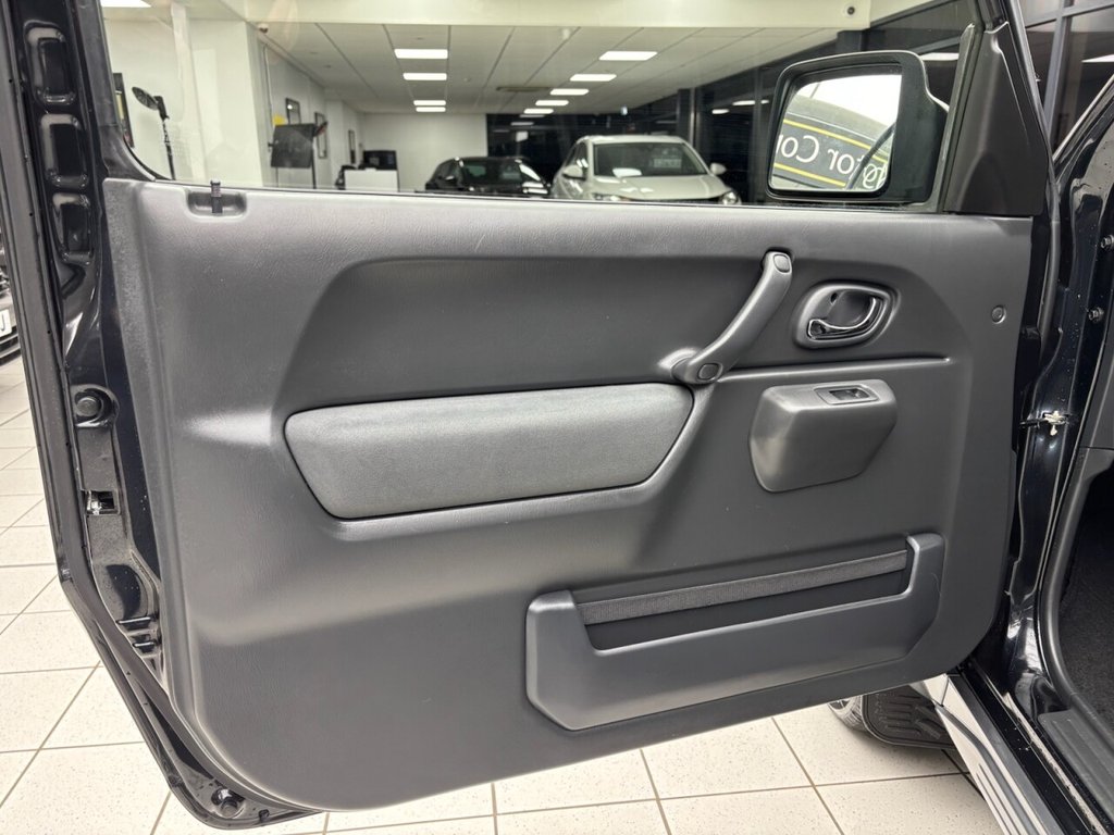 Used Suzuki Jimny 2014 for sale - 77014375: Photo 33