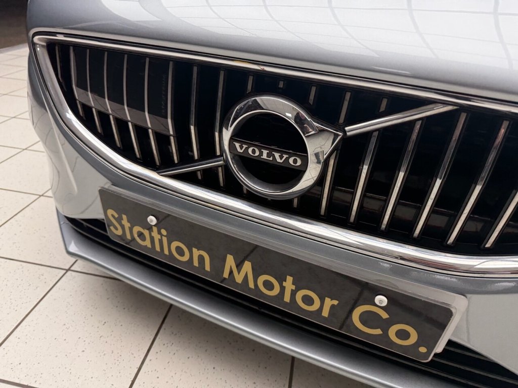 Used Volvo V40 2017 for sale - 77276023: Photo 24