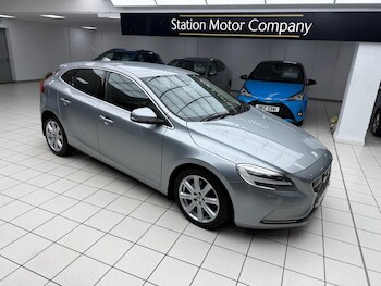 Used Volvo V40 2017 for sale - 77276023: Photo