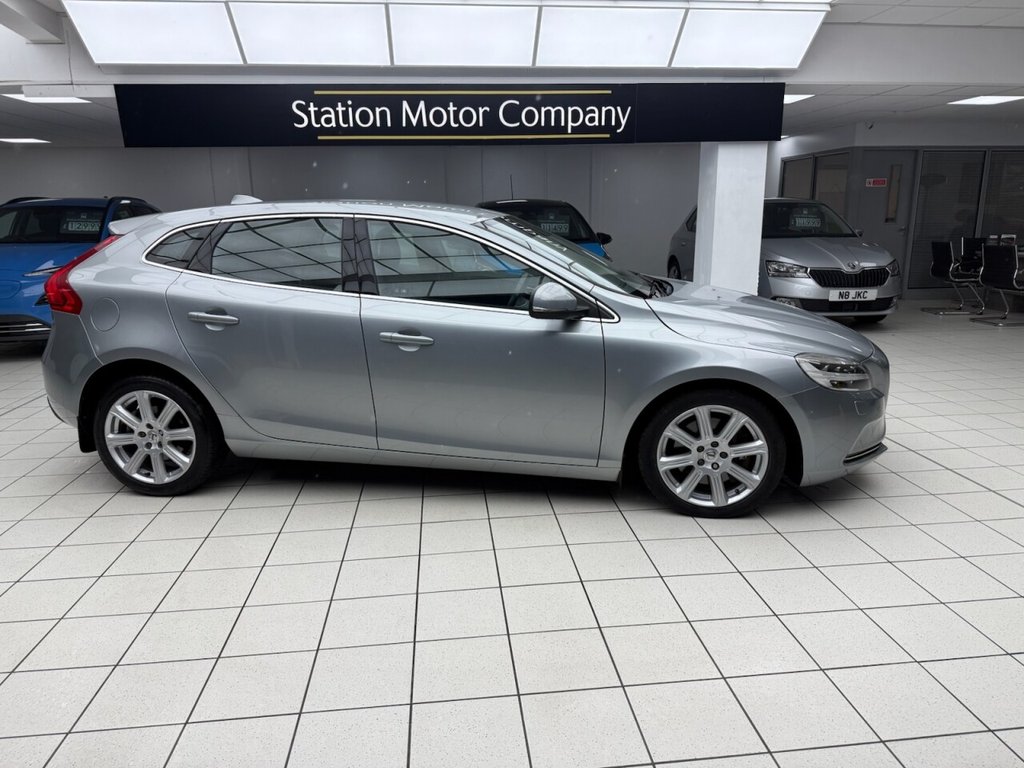 Used Volvo V40 2017 for sale - 77276023: Photo 7
