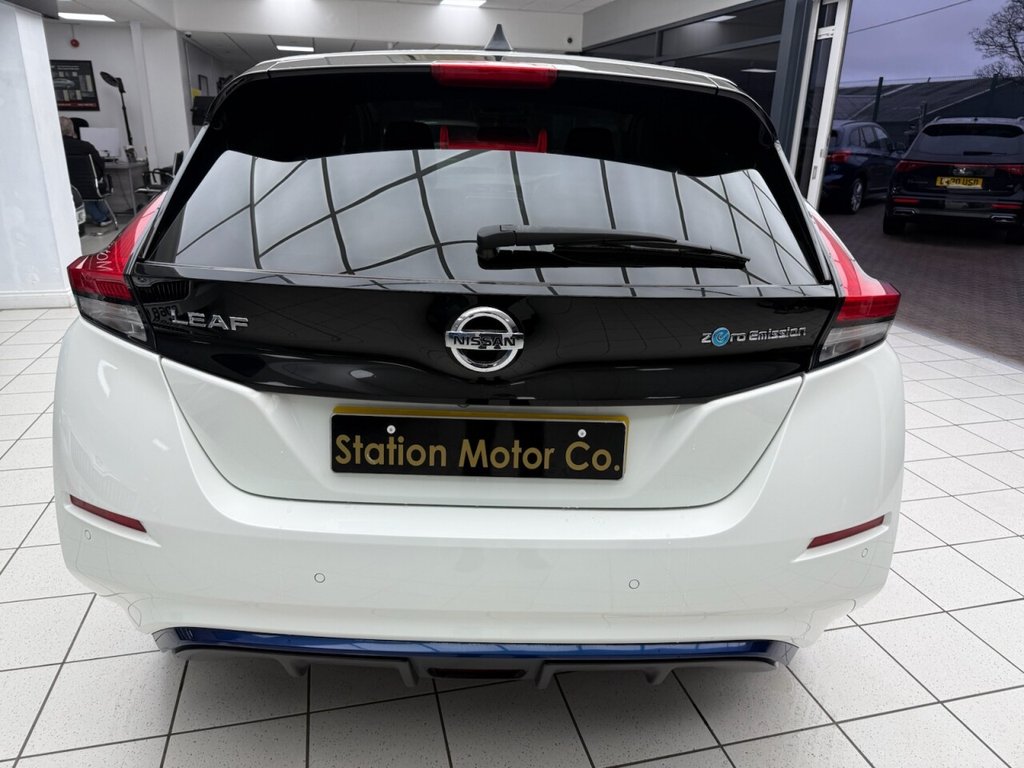Used Nissan Leaf 2018 for sale - 77276077: Photo 10