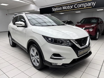 Used Nissan Qashqai 2017 for sale - 77328014: Photo