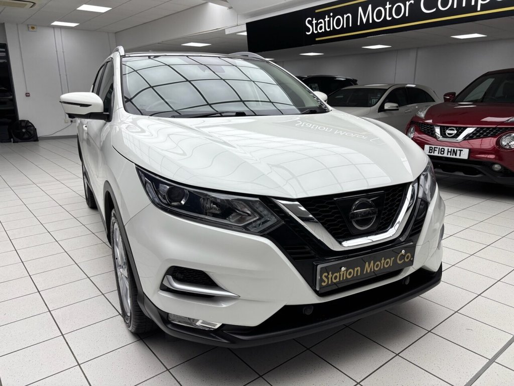 Used Nissan Qashqai 2017 for sale - 77328014: Photo 3