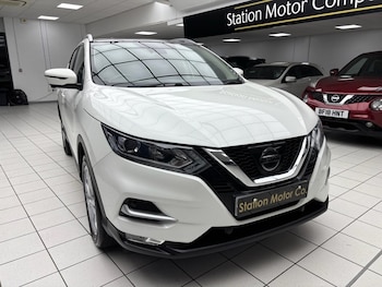 Used Nissan Qashqai 2017 for sale - 77328014: Photo