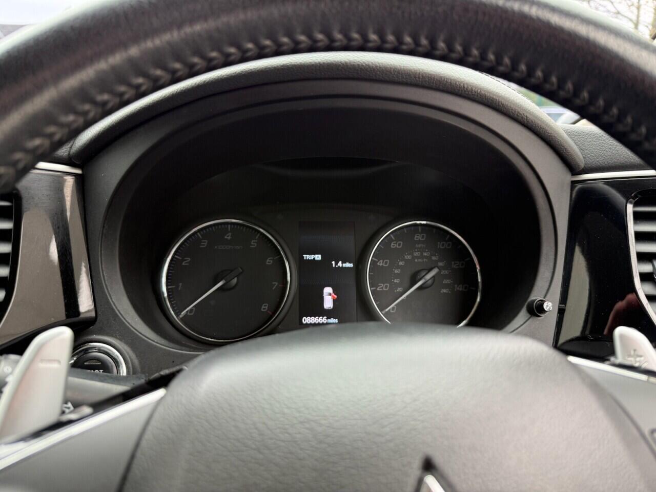 Used Mitsubishi Outlander 2020 for sale - 76613323: Photo 32