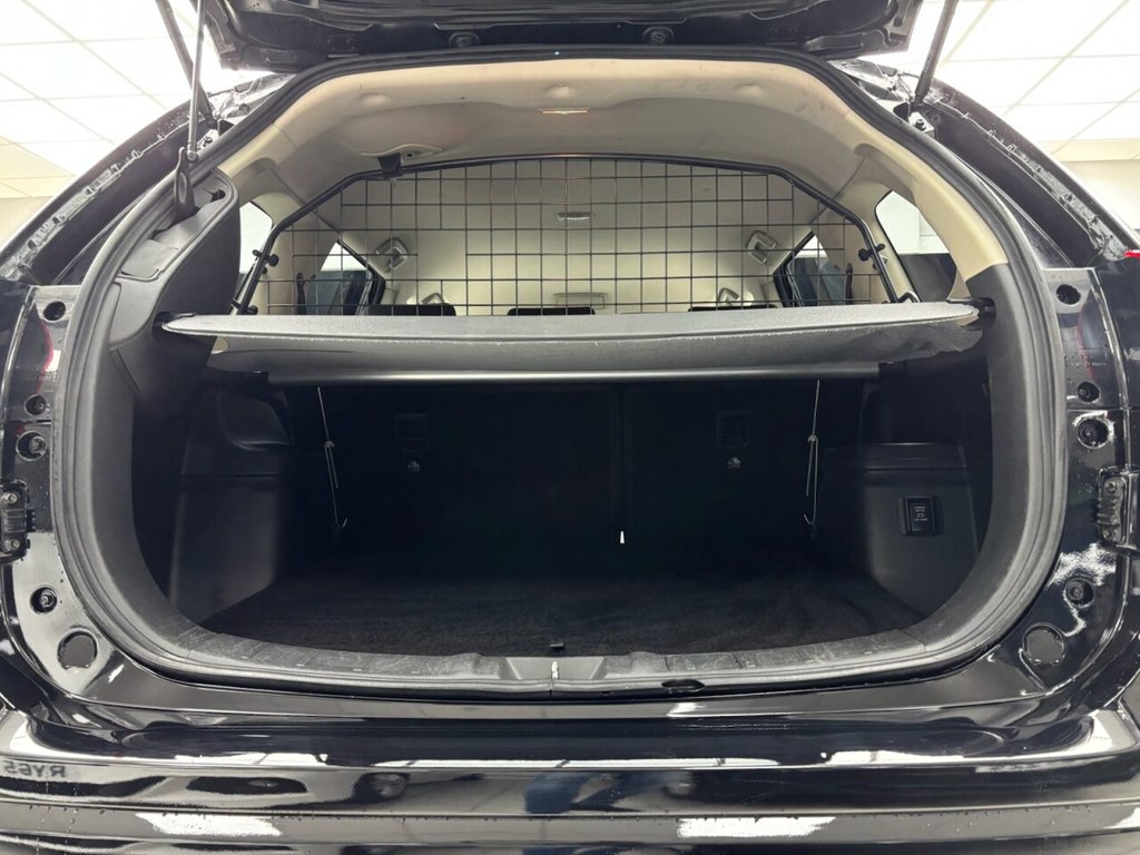 Used Mitsubishi Outlander 2017 for sale - 77673671: Photo 46