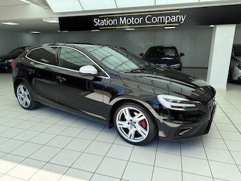 Used Volvo V40 2018 for sale - 78426145: Photo