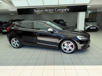 Used Volvo V40 2018 for sale - 78426145: Photo