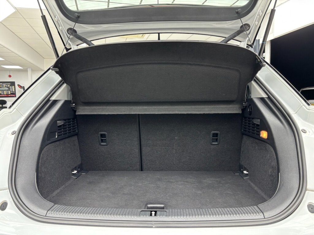 Used Audi A1 2015 for sale - 76867946: Photo 43