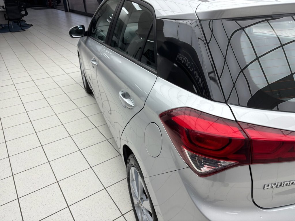 Used Hyundai i20 2016 for sale - 77879945: Photo 16