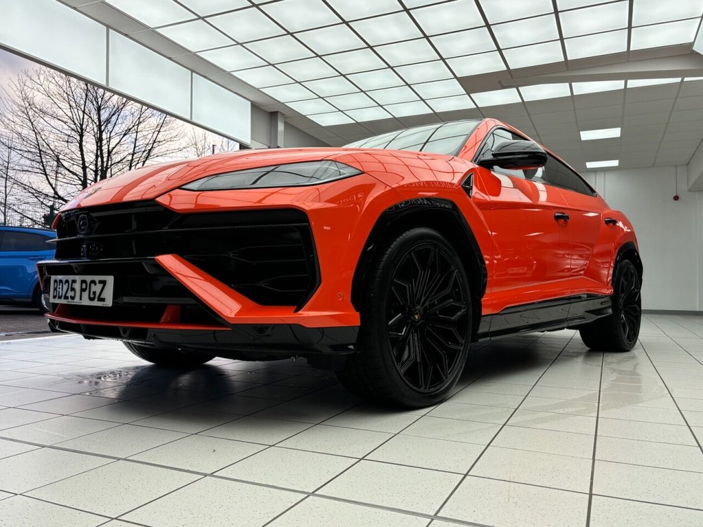 Used Lamborghini Urus 2025 for sale - 77394446: Photo 32