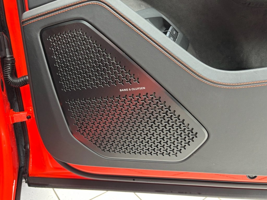 Used Lamborghini Urus 2025 for sale - 77394446: Photo 44