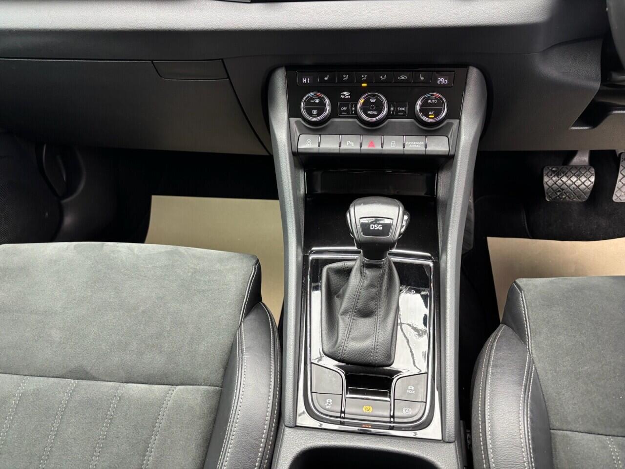 Used Skoda Karoq 2018 for sale - 76612944: Photo 32