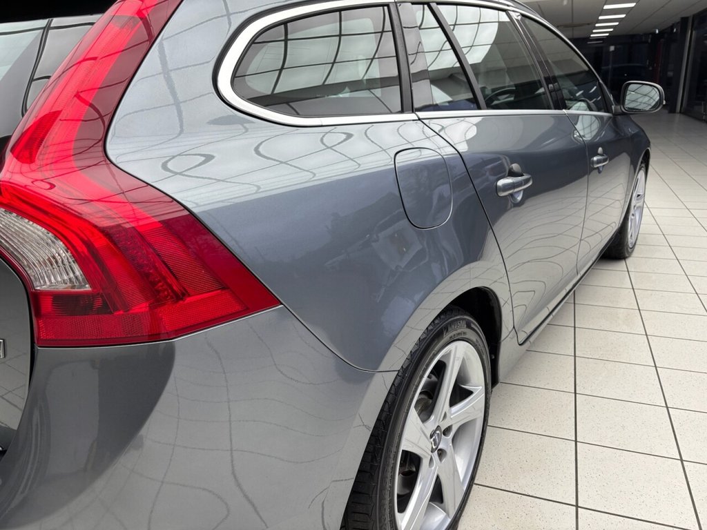 Used Volvo V60 2015 for sale - 77498974: Photo 17
