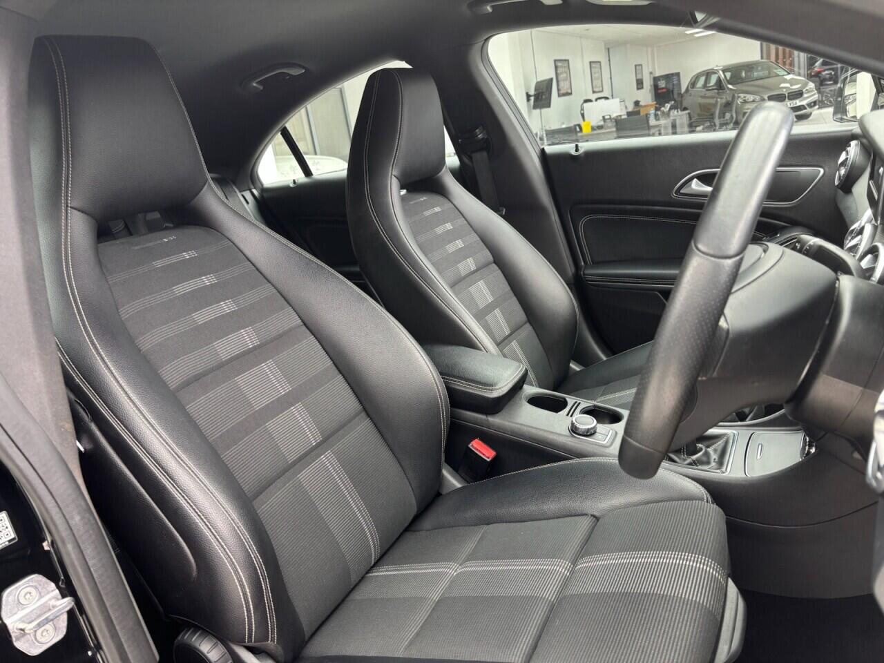 Used Mercedes-Benz CLA 2018 for sale - 76612735: Photo 3